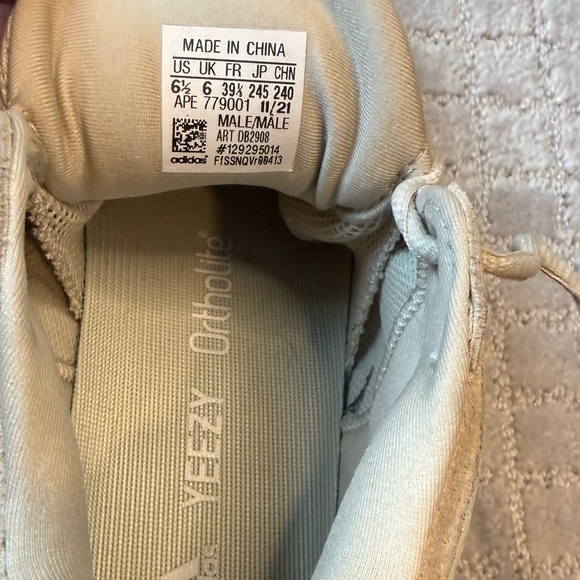 Adidas Yeezy Boost 350 V2 "Ash Pearl" -  Size 8 - Picture 9 of 15